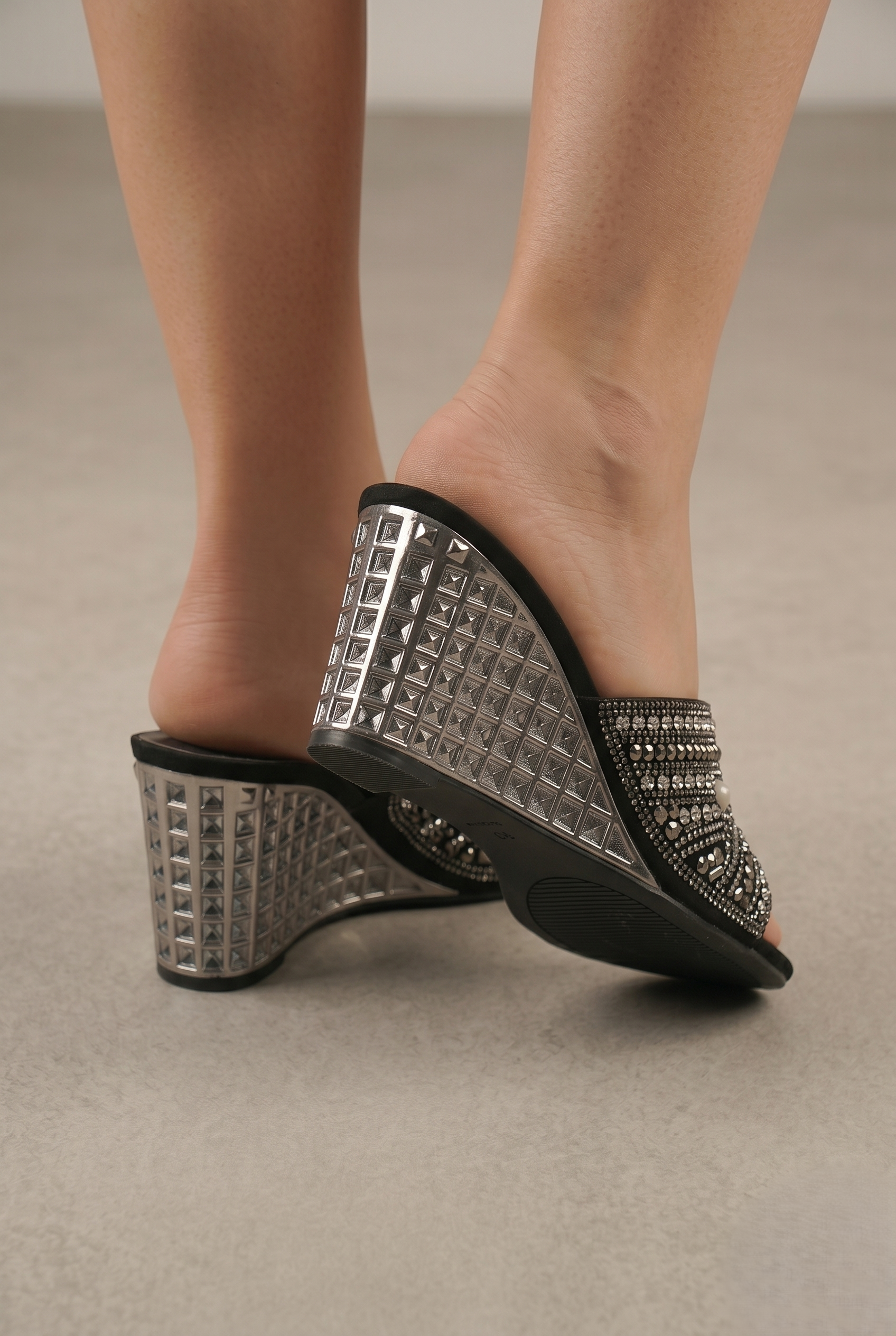 Silver Sparkle Mule - Image 4