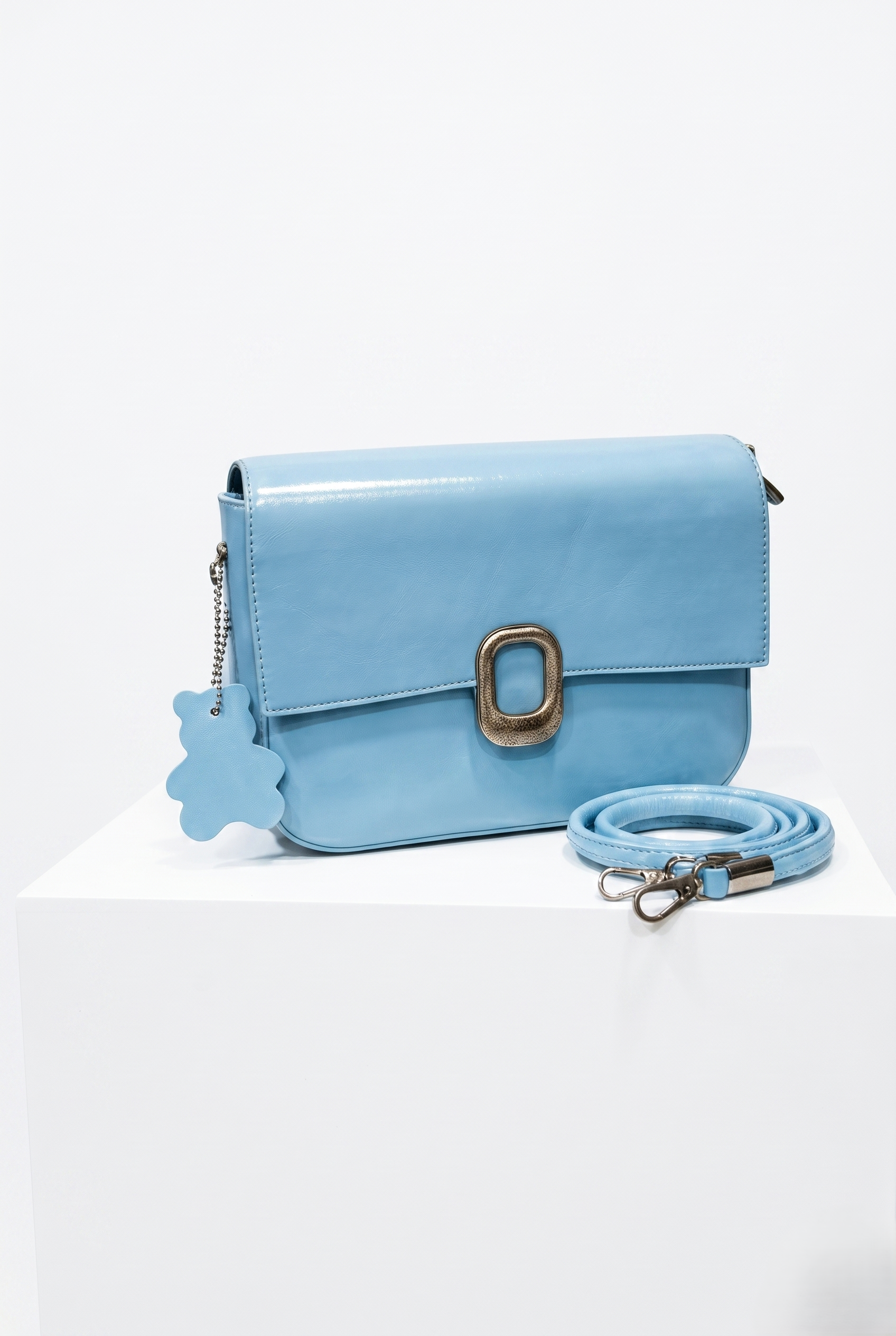 Minimalist Crossbody Bag - Image 4
