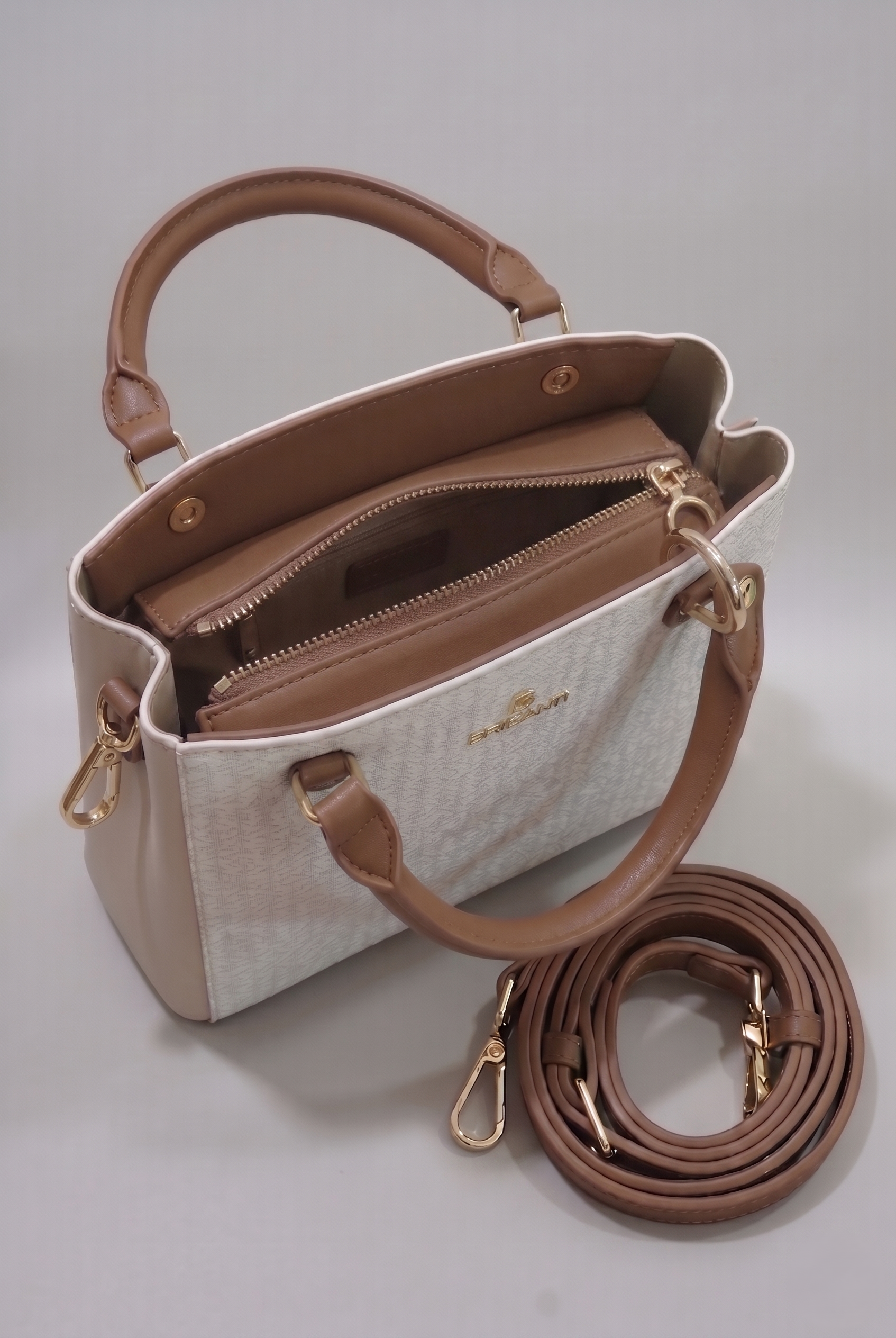 Classic compact vegan leather bag - Image 3