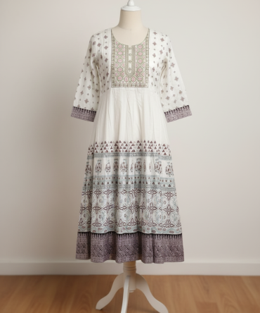 Vintage White Floral Kurti