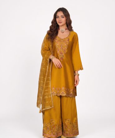Noor-e-Zari Embroidered Suit