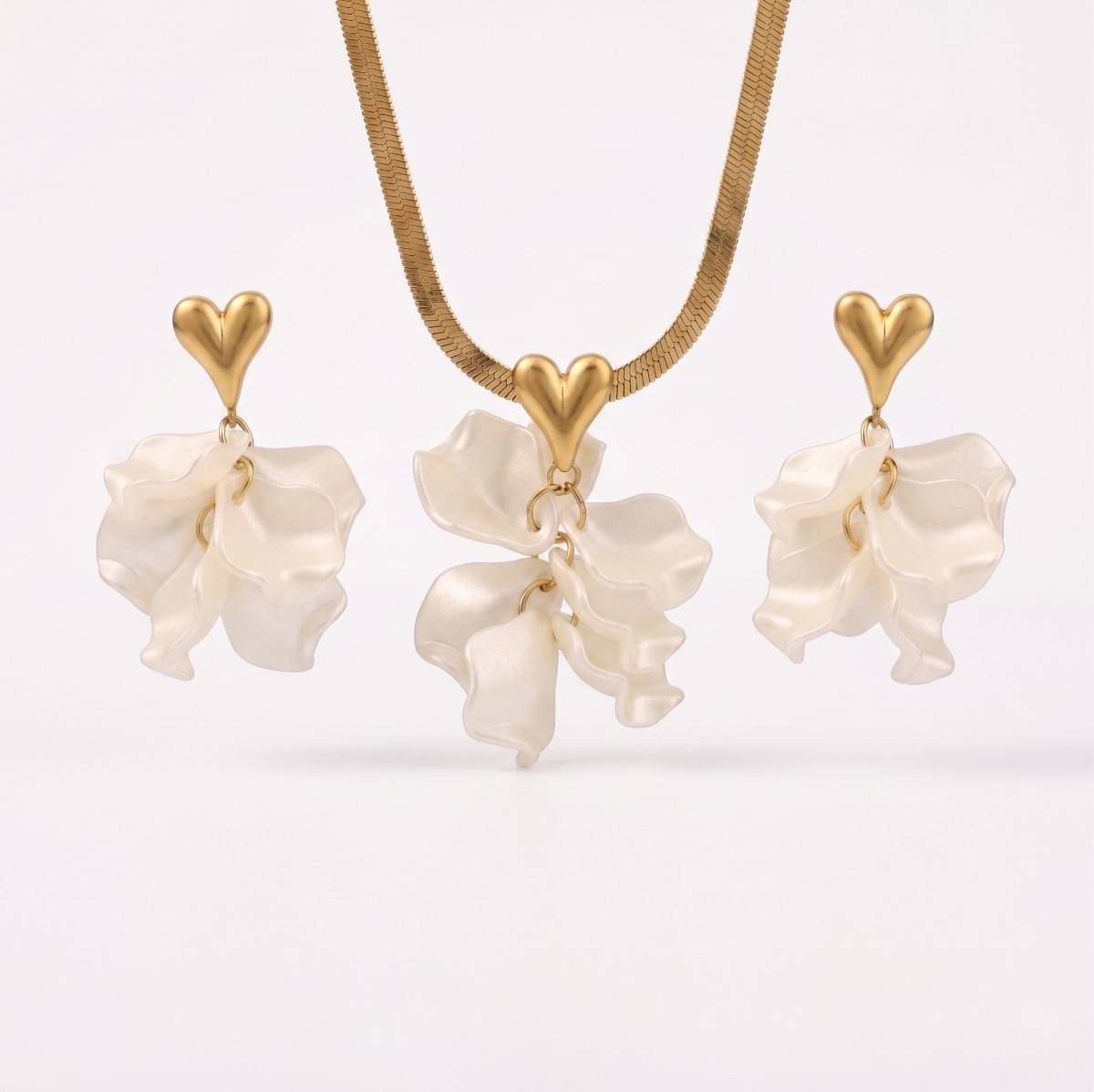 White Orchid Elegance necklace set