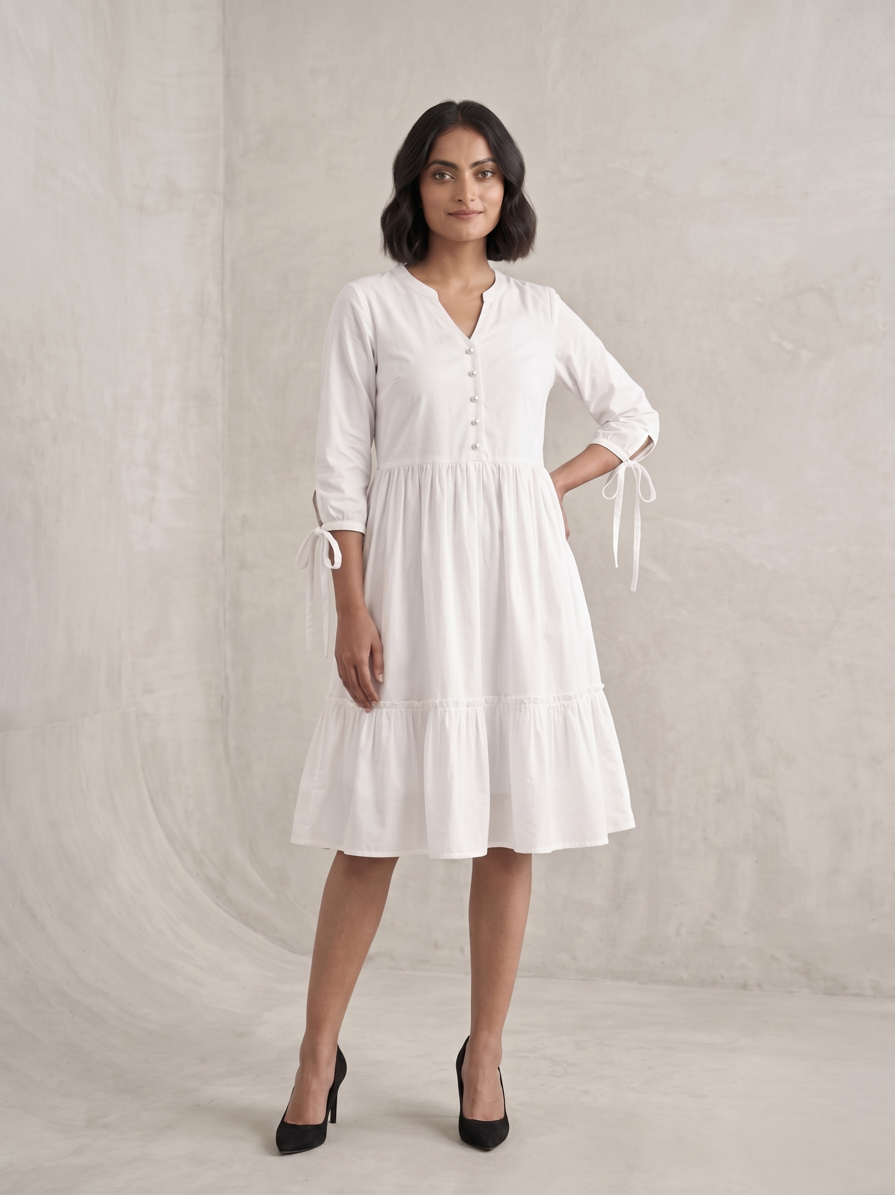 v-neck smocked one pies - Image 8
